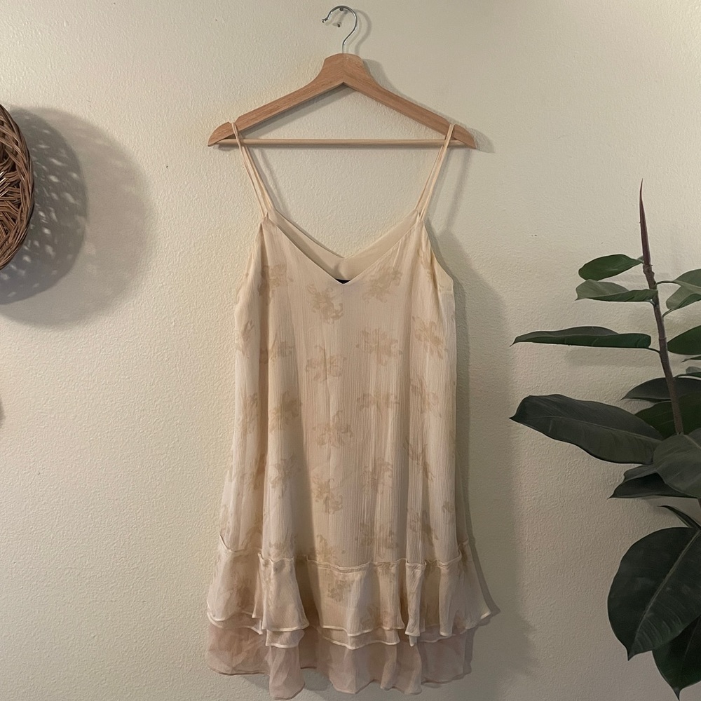 Elizabeth and James 100% Silk Dress